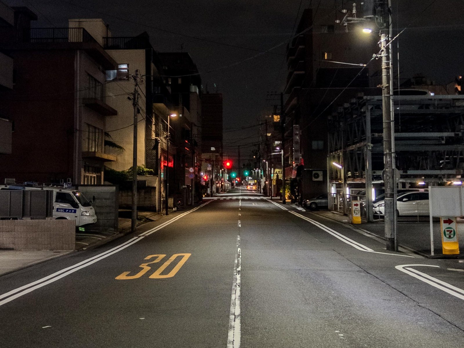Tokyo street at nigth. Going East